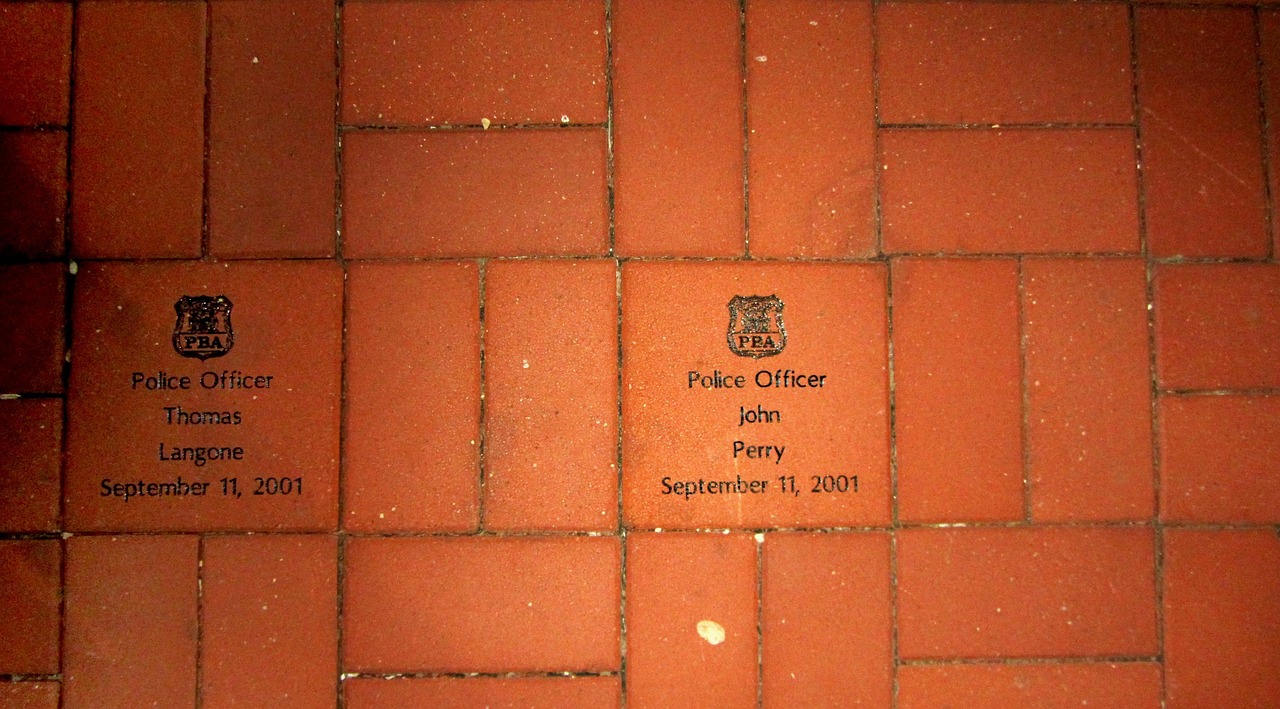 微信出售：实名账号制度是不是网络监管调控的必要手段？